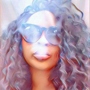 Meet your Posher, Brittsny