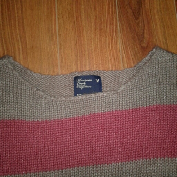 American eagle sweater