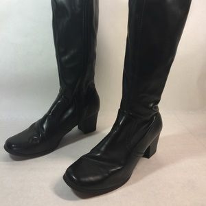Women's Farrah knee high boots sz.9