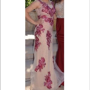 Forma and Prom Sparkly Dress