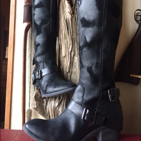 Sz 10 Donald J Pliner Dela Vintage Boots