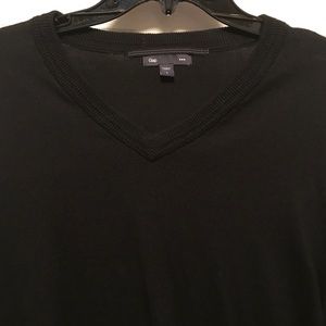 GAP Black V-neck sweater