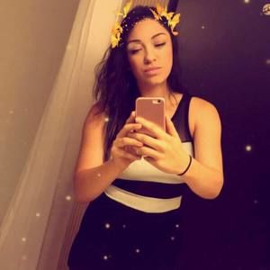 Meet your Posher, Katelyn