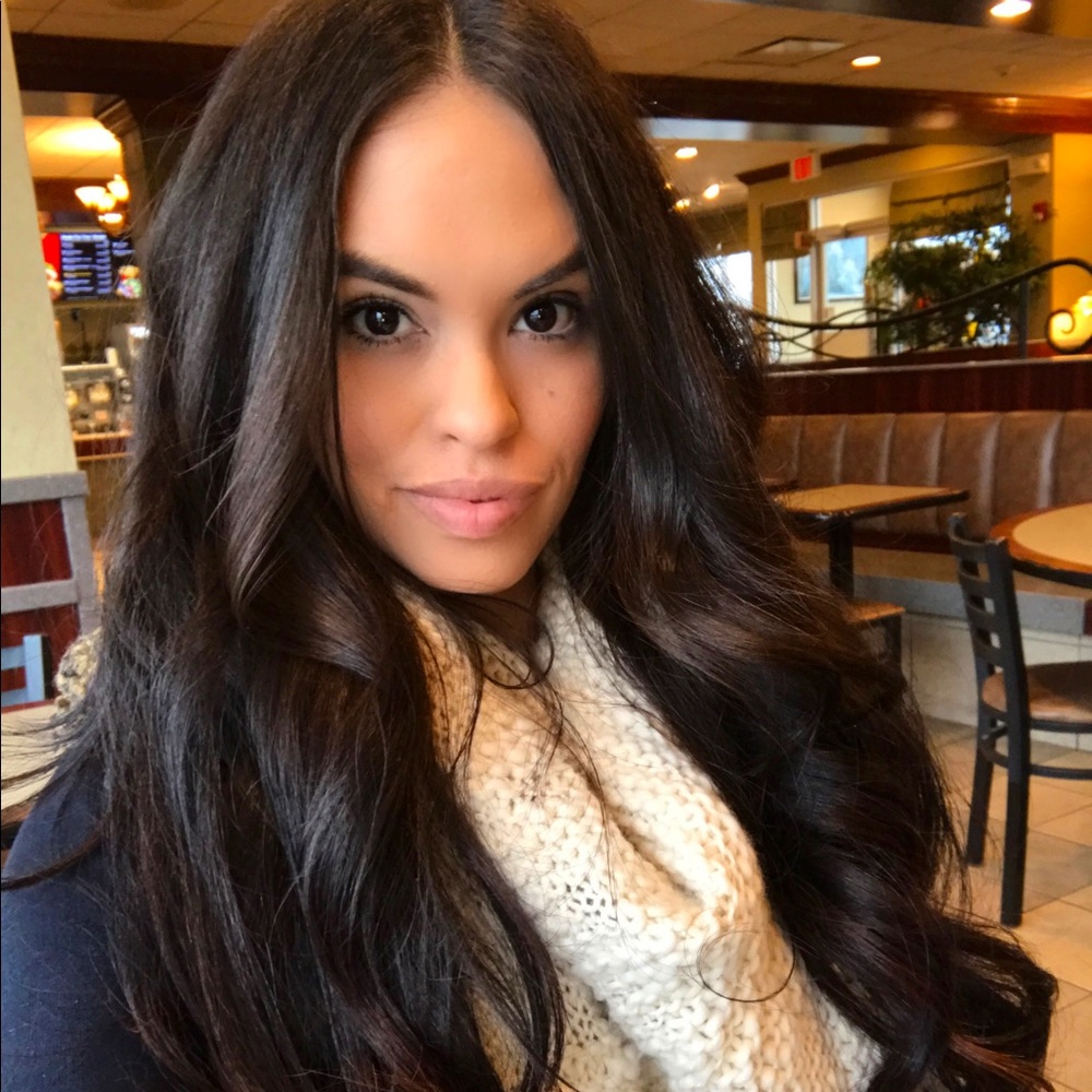 Meet your Posher, Christine Marie!