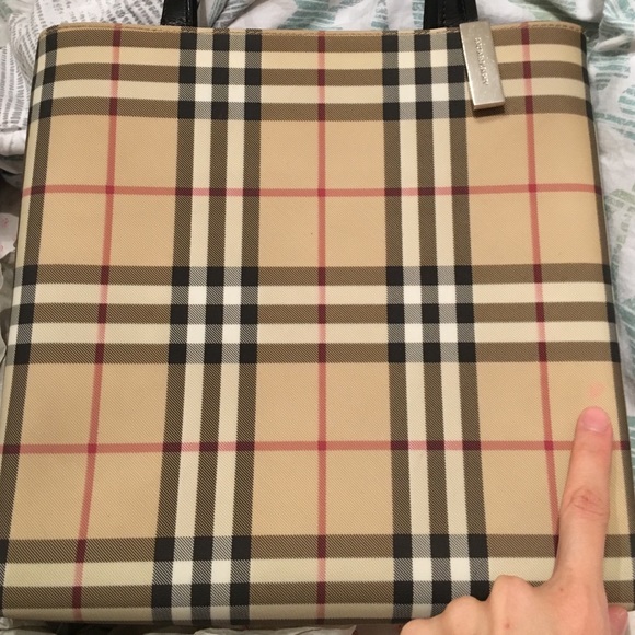 Authentic Burberry Nova Check Satchel Classic - Picture 2 of 8