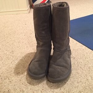 Grey tall uggs
