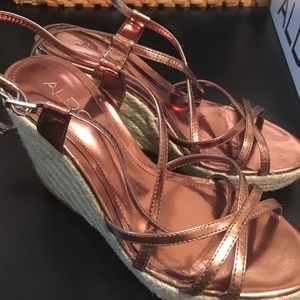 Women's Size 36 Aldo Bronze Wedges