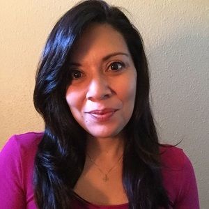 Meet your Posher, Felicia