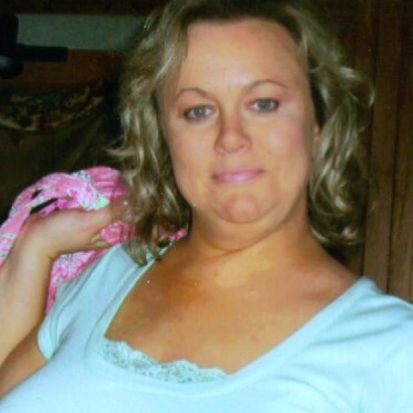 Meet your Posher, Myra - Picture 1 of 1