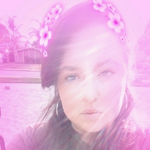 Meet your Posher, Karla