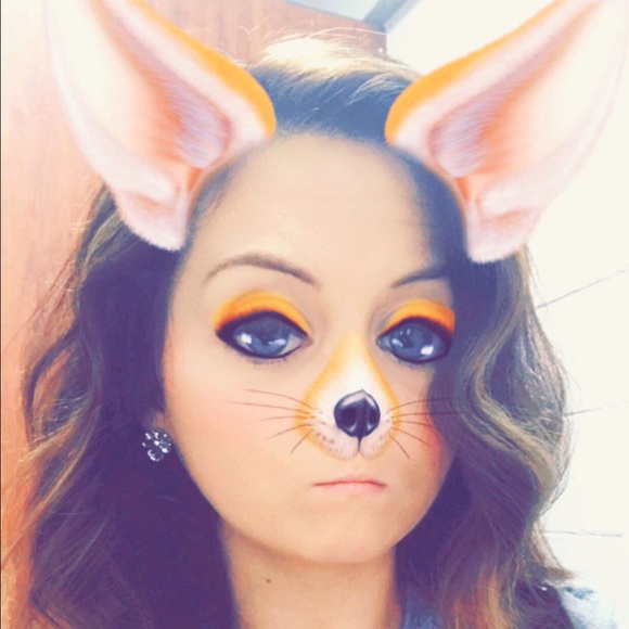 Meet your Posher, Shannon! - Picture 2 of 3