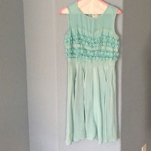 Reiss Dresses & Skirts - Blue Chiffon Reiss Dress with Flower Detail sz 4 Reiss Dresses & Skirts - Blue Chiffon Reiss Dress with Flower Detail sz 4