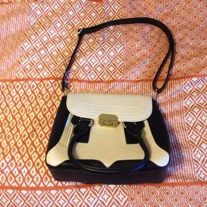 Charming Charlie Purse - Black/Beige/Gold