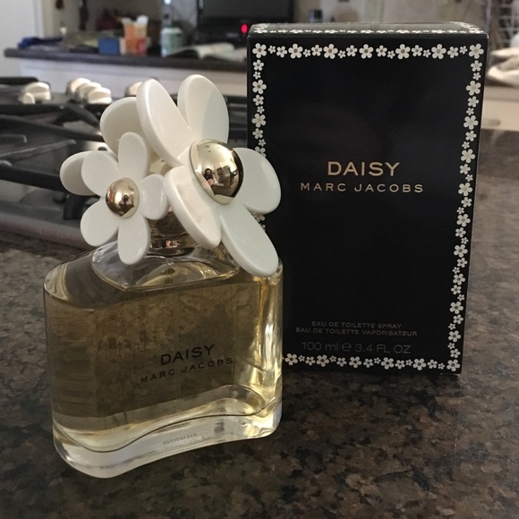 Daisy Marc Jacobs