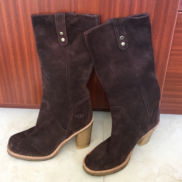 UGG Shoes - Ugh leather boots excellent condition sz 7