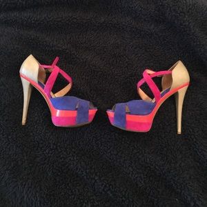 Jessica Simpson Statement Heels