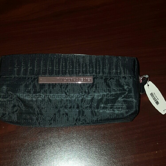 NWT Victoria's Secret black make-up bag