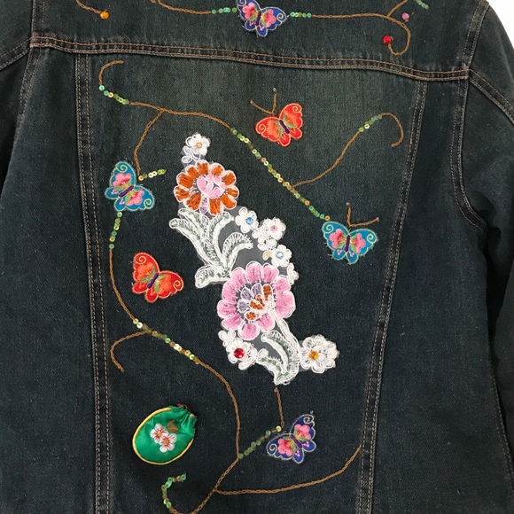 Unique Jean jacket - Picture 2 of 3