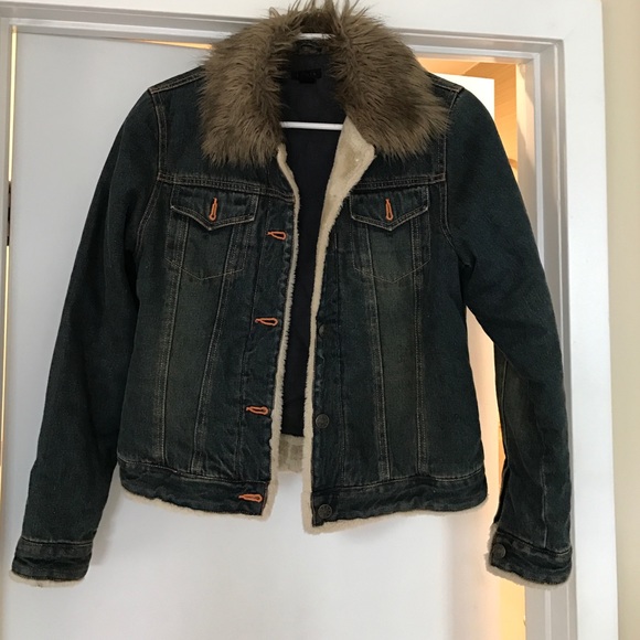 Unique Jean jacket - Picture 3 of 3