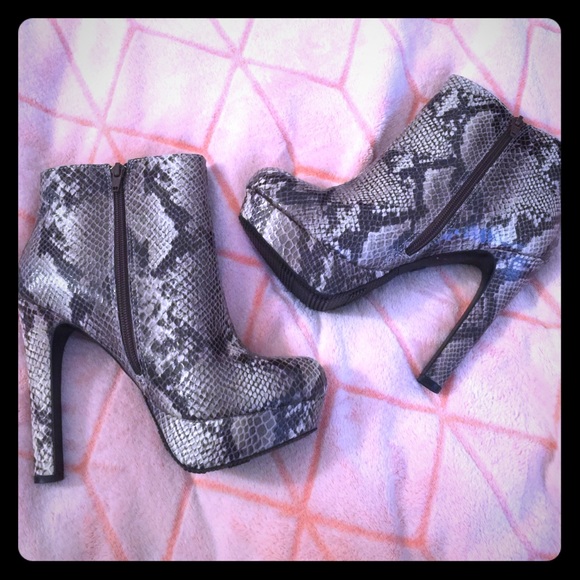 Beautiful Snake skin patterned booties.