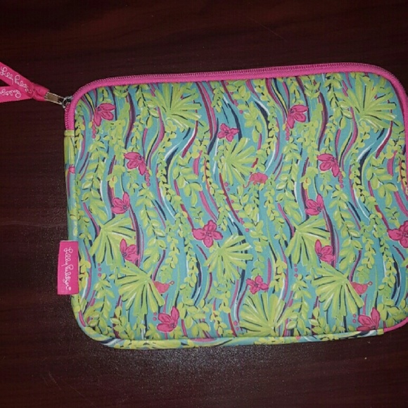 Lilly Pulitzer iPad case with headphone pocket