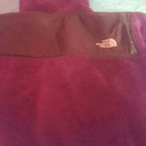 Northface  size 18 xxl kids fits small women