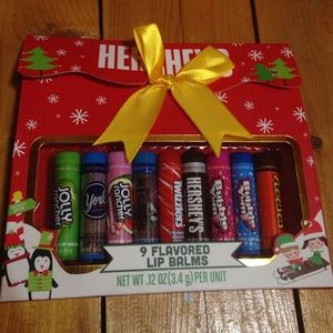 Hershey's Set of 9 Flavored Lip Balms 👄