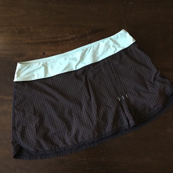 Lululemon speed skort