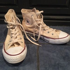 Gently worn converse sneakers