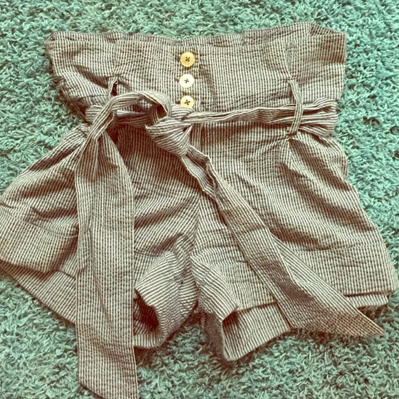 High-waisted pin striped shorts