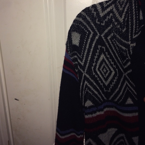 Sweater - Picture 2 of 3