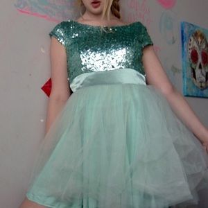 Nordstrom size 11 sequin prom/cocktail dress ✨