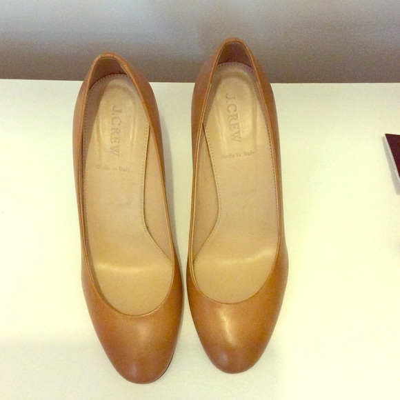 J crew tan leather pumps