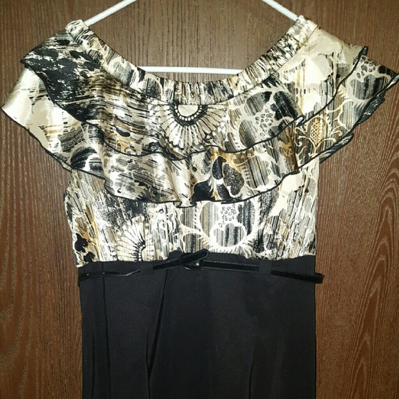 Dress - Picture 1 of 2
