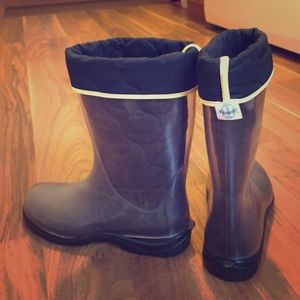 Rain/Snow boots with interchangeable liners