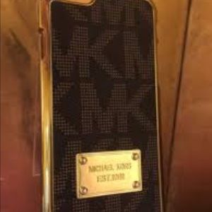 Michael kors iPhone 6 Plus gold/ brown case