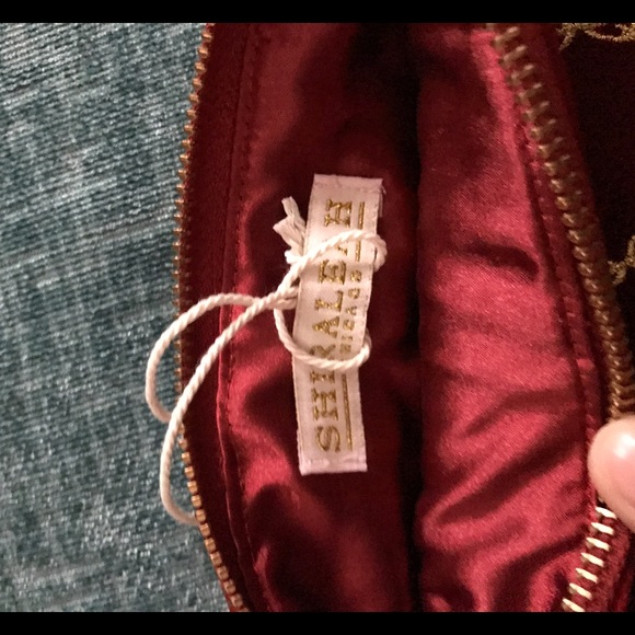 Shiraleah Red Velvet Clutch with Gold Embroidery - Picture 4 of 5