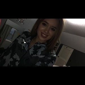 Meet your Posher, Kennedy