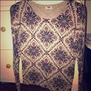 Old navy sweater