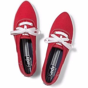 Keds Pointer - pointed red sneakers