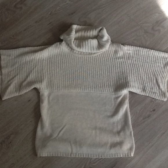 BCBG cream sweater