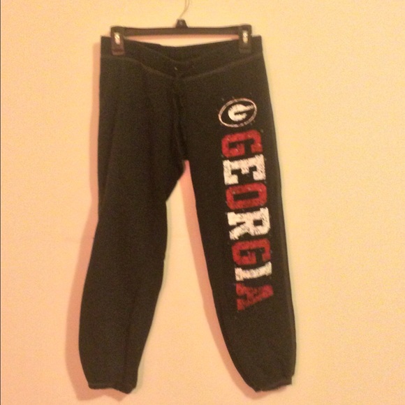 Soffe capris