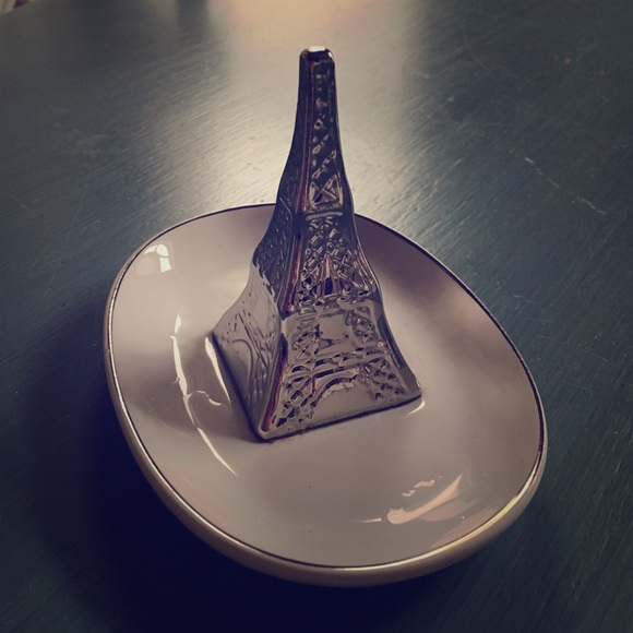 Eiffel Tower ring dish