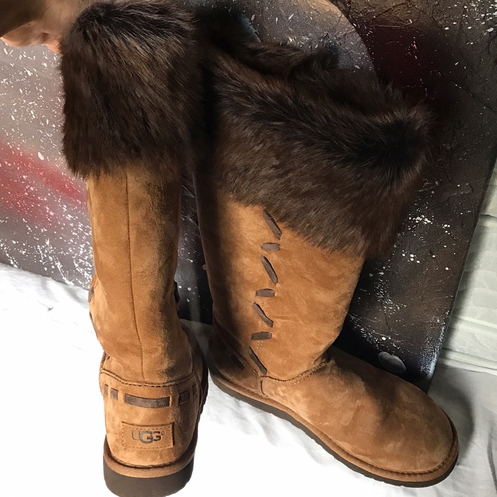 UGG Rosana boots sz 8