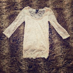FLASH SALE Ivory Lace Top