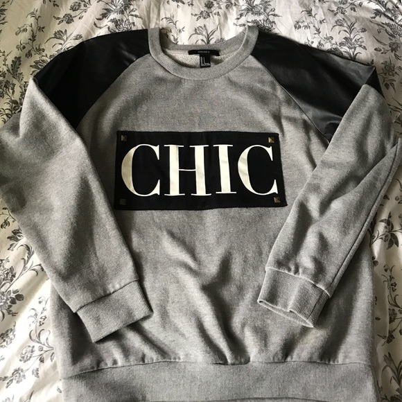 (LAST CHANCE!!!)*CHIC* Trendy Sweatshirt.