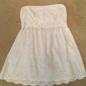White strapless Lacey shirt