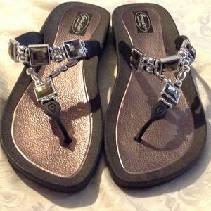 Grandco Sandals
