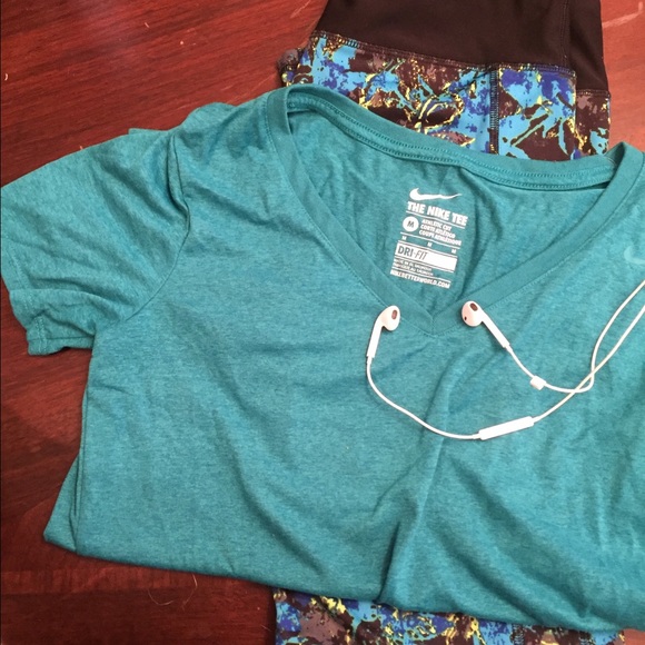 Nike Dri-Fit T-Shirt