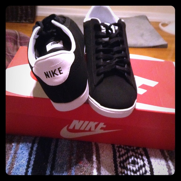 Nike Racquette LTR's